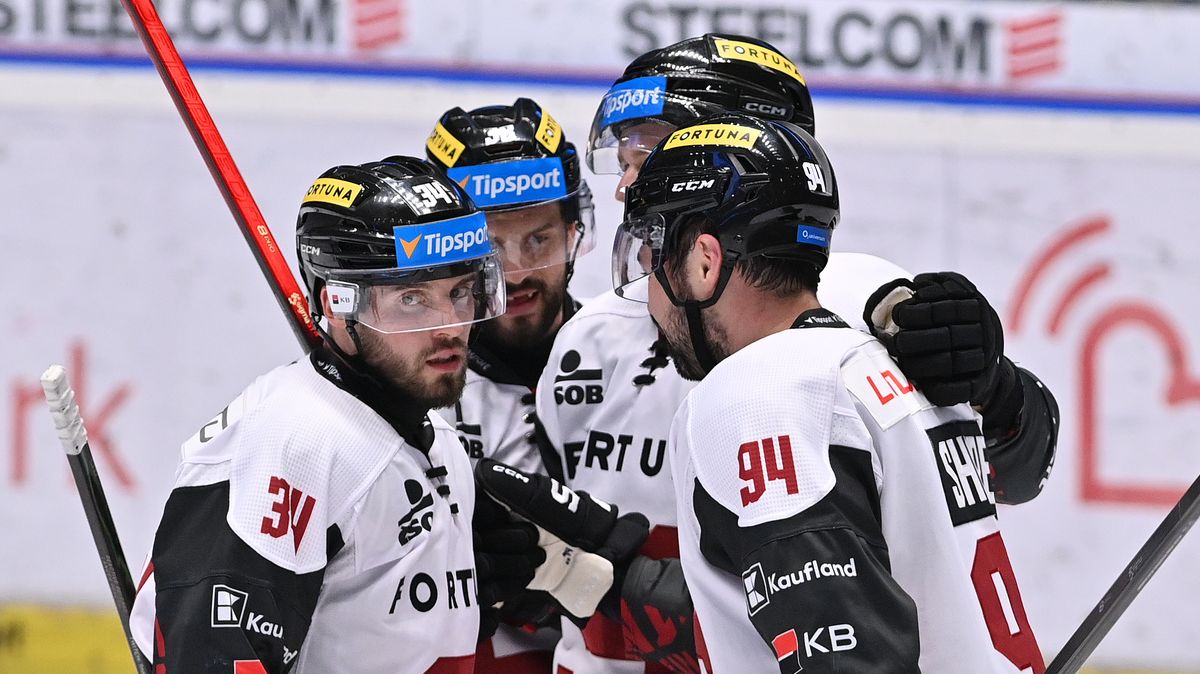 HOKEJ ONLINE: Videomomenty. Sparta jasně přehrává Vítkovice, vede o tři góly