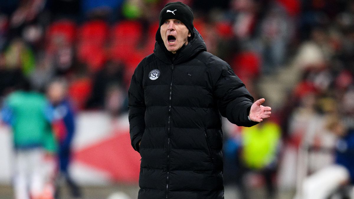 Nejsem naivní. Trenér Slovácka o prohře na Slavii i divokém trhu