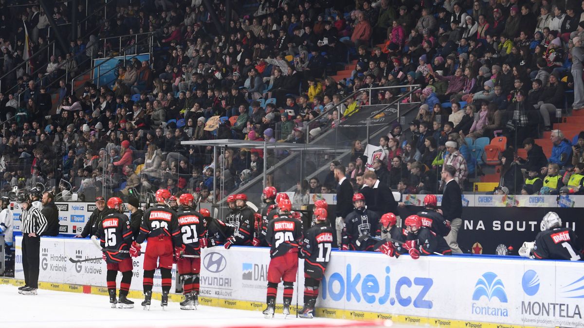 Zážitek na celý život a rekord. V Hradci přišlo na deváťáky přes pět tisíc diváků