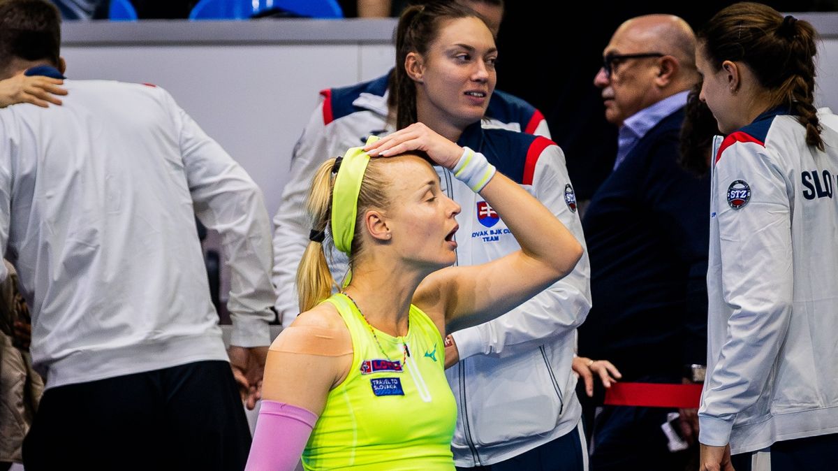 Tenistky padly na úplné dno. Finálové nebe vyměnily za nejhorší peklo, píší po fiasku na Slovensku