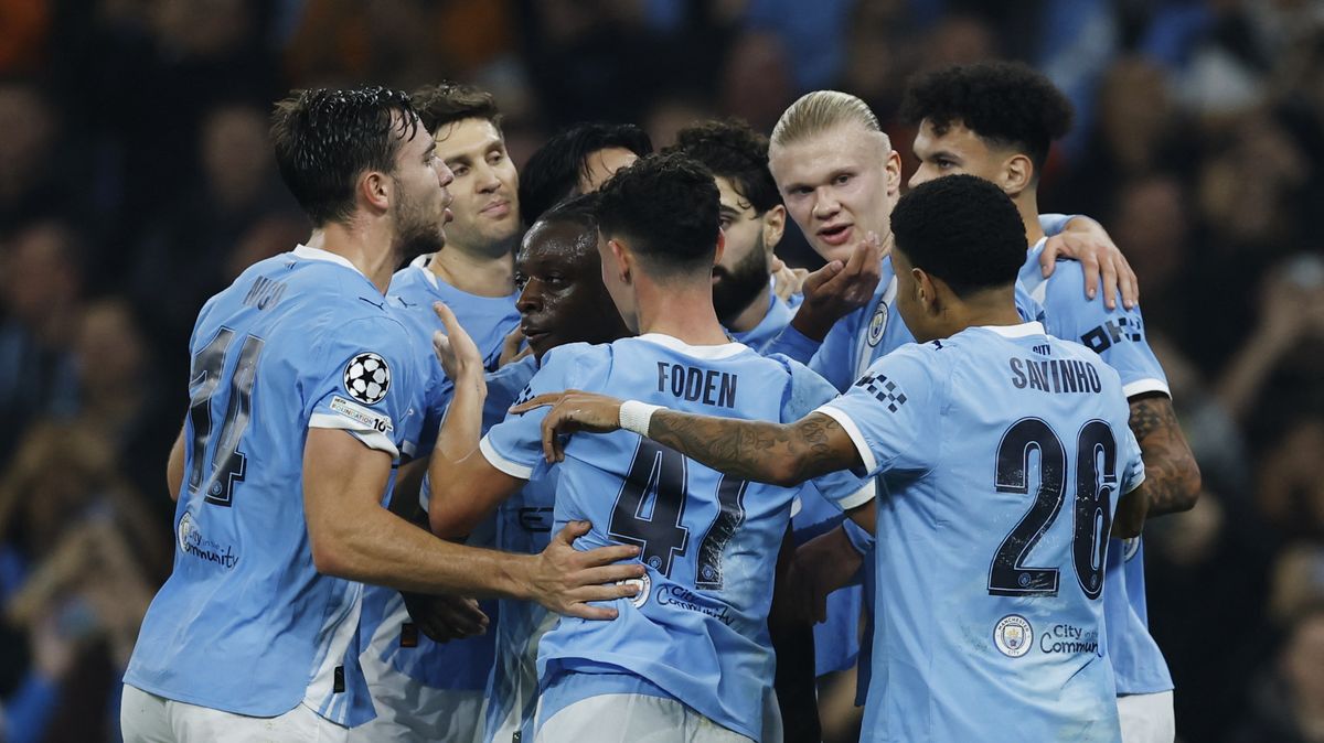 FOTBAL ONLINE: Další gól! City navyšují ve šlágru vedení. Benfika proti Leverkusenu spálila obří tutovku. Chelsea nečekaně ztratila