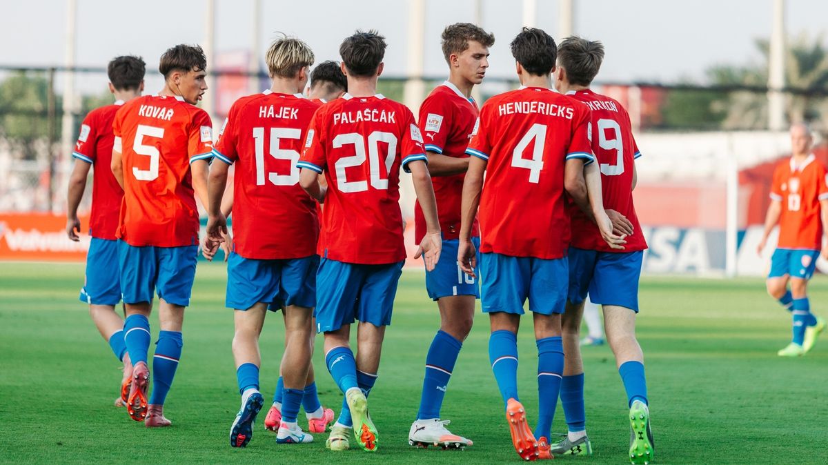 FOTBAL ONLINE: Čeští mladíci bojují o osmifinále s Itálií