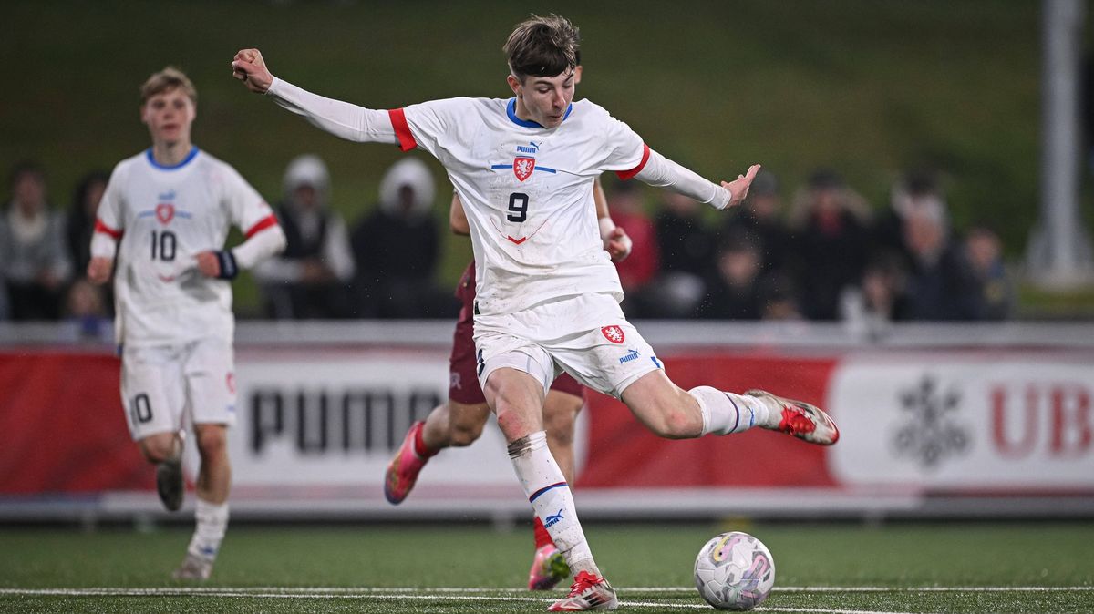 Čeští mladíci s Italy statečně bojovali. Na MS ale končí