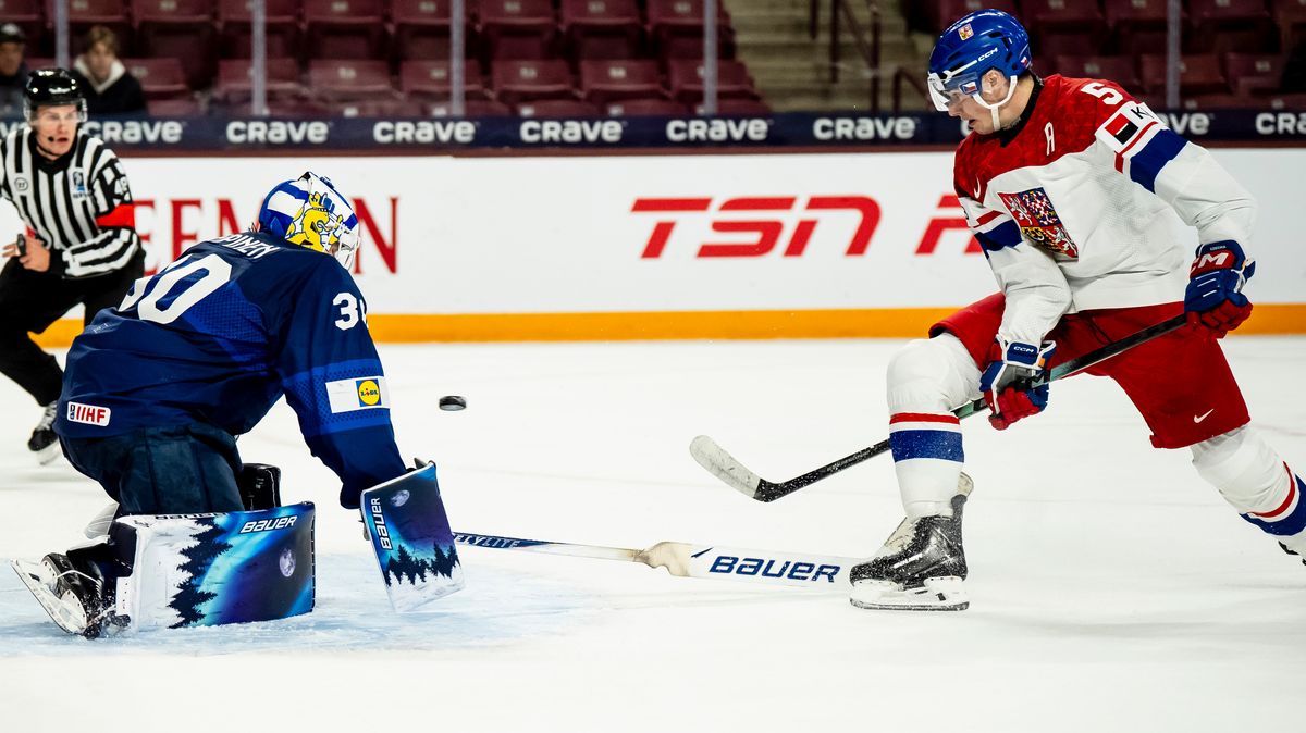 VIDEO: Jiříček si fintu natrénoval v kabině a překvapil všechny. Takový gól jsem nikdy nedal, líčí