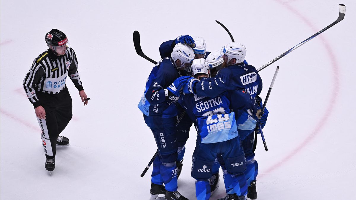 HOKEJ ONLINE: Pardubice využily druhou přesilovku. Brno srovnalo, gól potvrdilo video