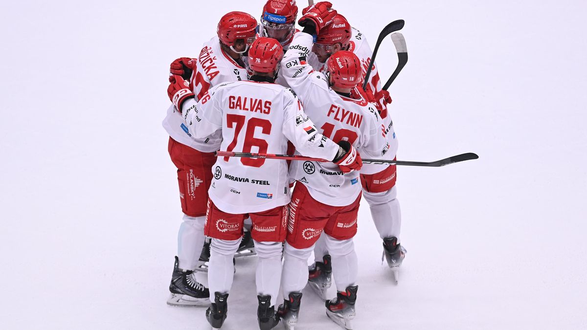 HOKEJ ONLINE: Sparta v přestřelce znovu ztrácí! Pardubice mají navrch