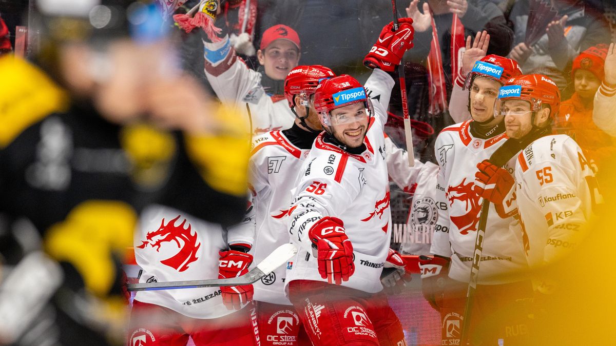 HOKEJ ONLINE: Videomomenty. Rozjetý Třinec válí, bleskově přidává další branku