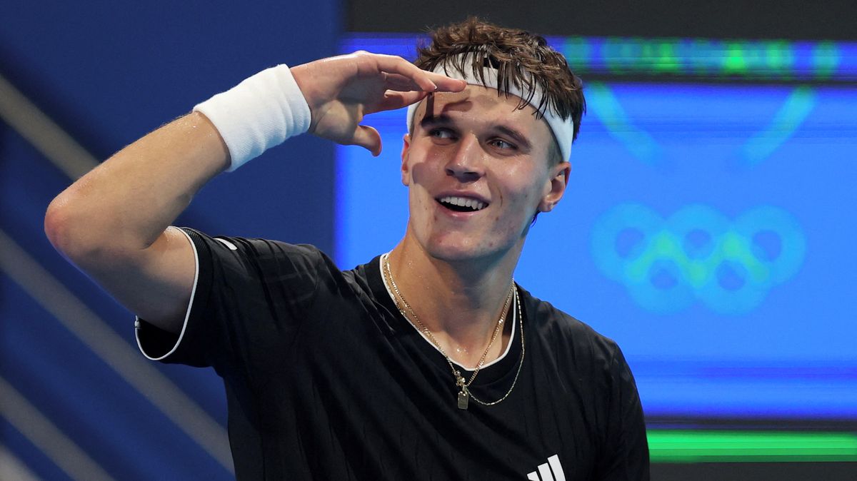 Obrovská senzace! Fantastický Menšík porazil světovou dvojku Sinnera