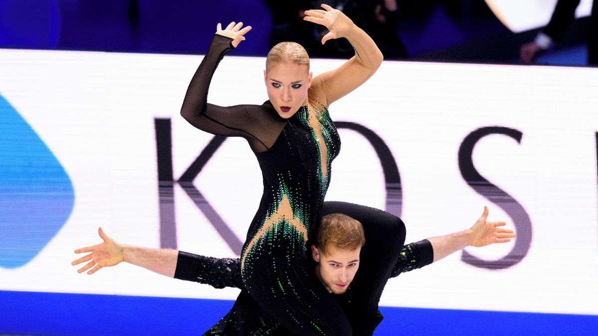 Čeští smolaři šampionátu. Po drsném pádu přišla otrava jídlem, málem ani nejeli