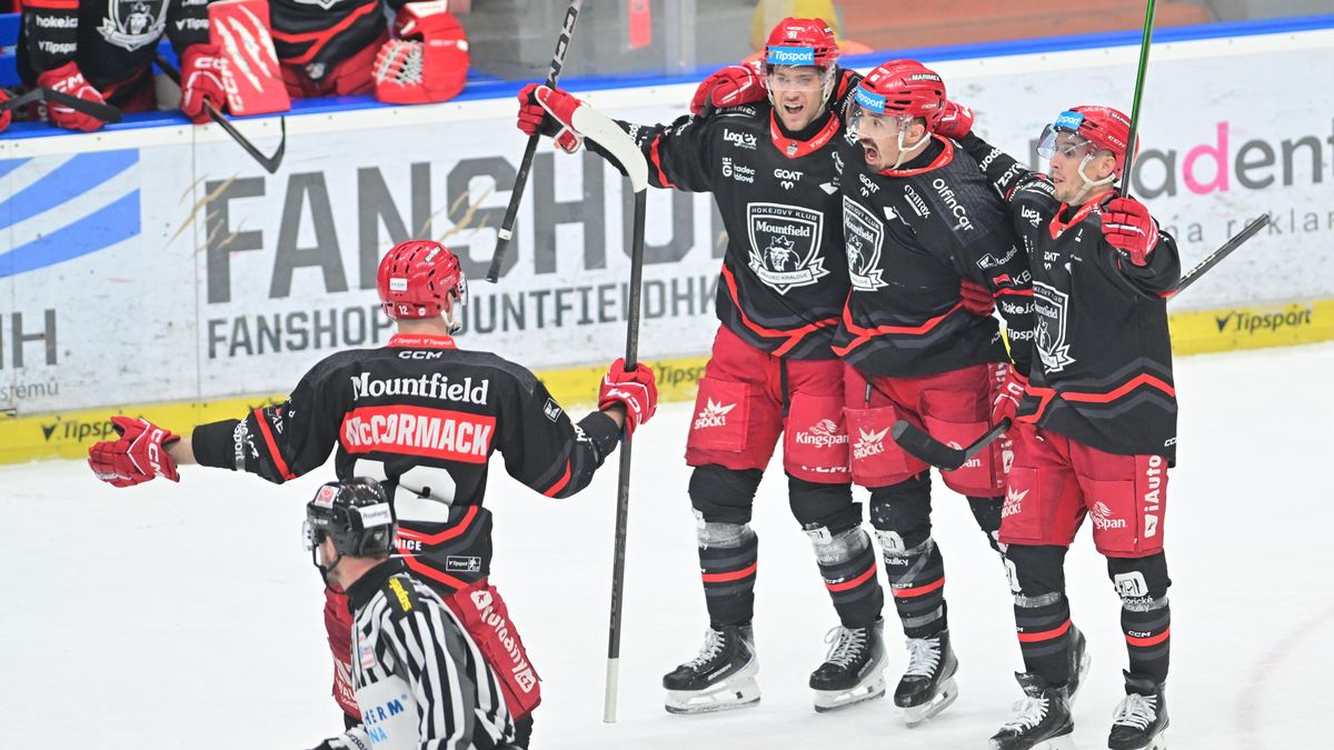 HOKEJ ONLINE: Videomomenty. Problém pro Třinec, Hradec se zase prosazuje! Další gól odvrátila tyčka