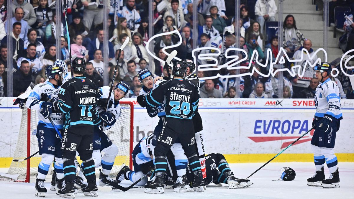 HOKEJ ONLINE: Videomomenty. V Liberci to vře, potyček je víc než šancí