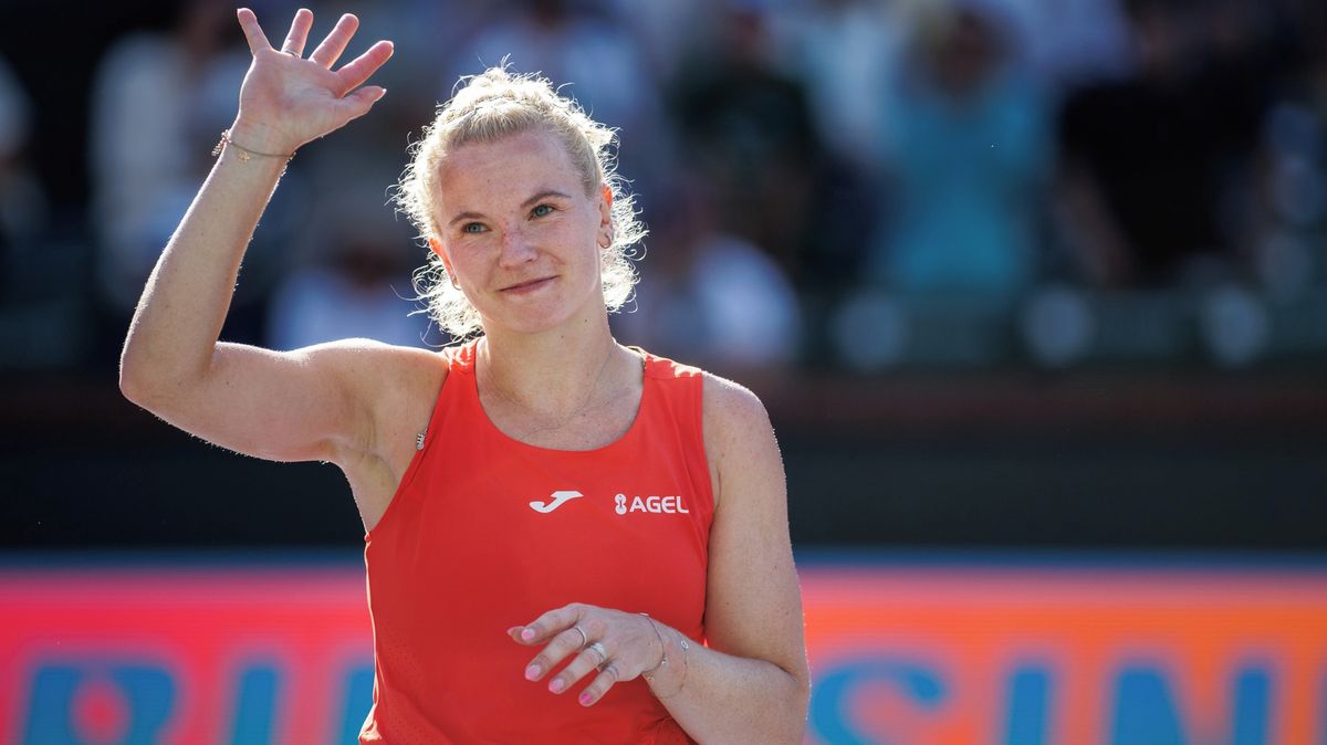 Siniaková se rozloučila s Miami, fanoušky odrovnala fotkou z pláže. Post světové jedničky má na dosah