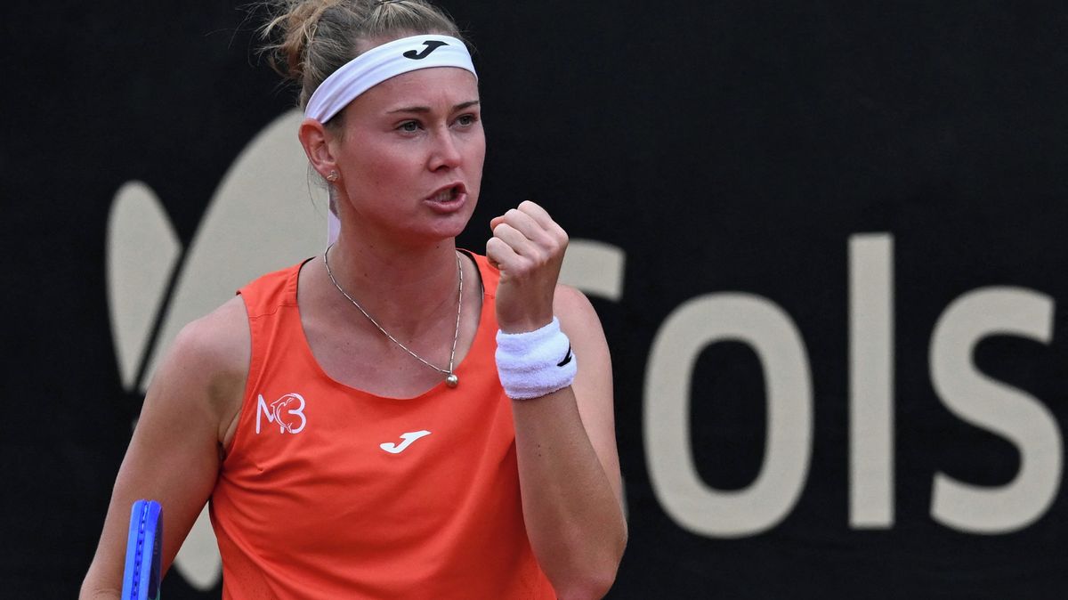TENIS ONLINE: Skvěle! Bouzková srovnala stav finále, dramatický duel pokračuje
