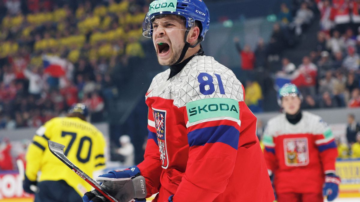HOKEJ ONLINE: Češi zuří! Švédům dali další gól, sudí ale udělal sporný verdikt