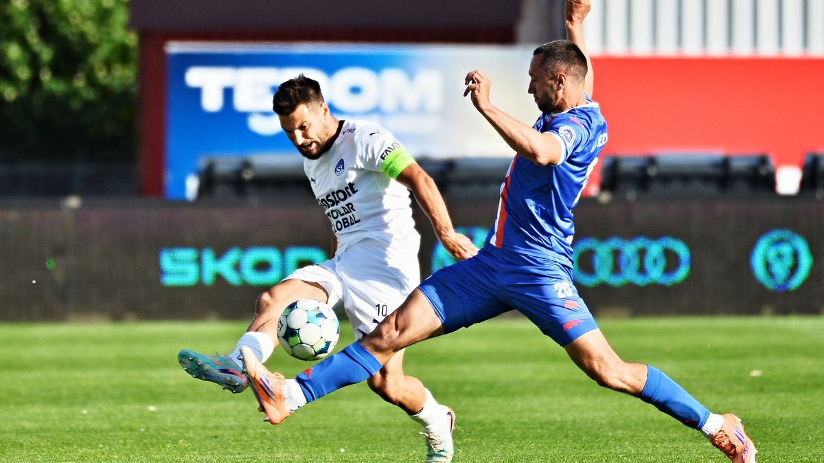FOTBAL ONLINE: Problém pro Slovácko! V baráži na hřišti Artisu musí dotahovat