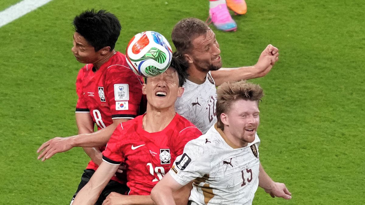 Koubek chystá rošády. Šmicer navrhuje převrat v útoku