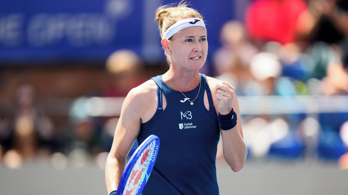 TENIS ONLINE: Česká bitva o semifinále nabízí parádní drama. Bouzková se v rozhodující sadě vrací do hry