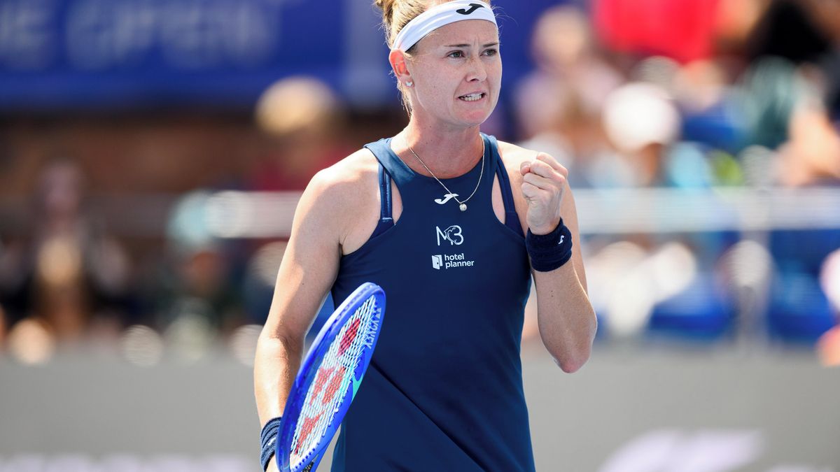 TENIS ONLINE: Česká bitva o semifinále nabízí parádní drama. Bouzková se v rozhodující sadě vrací do hry