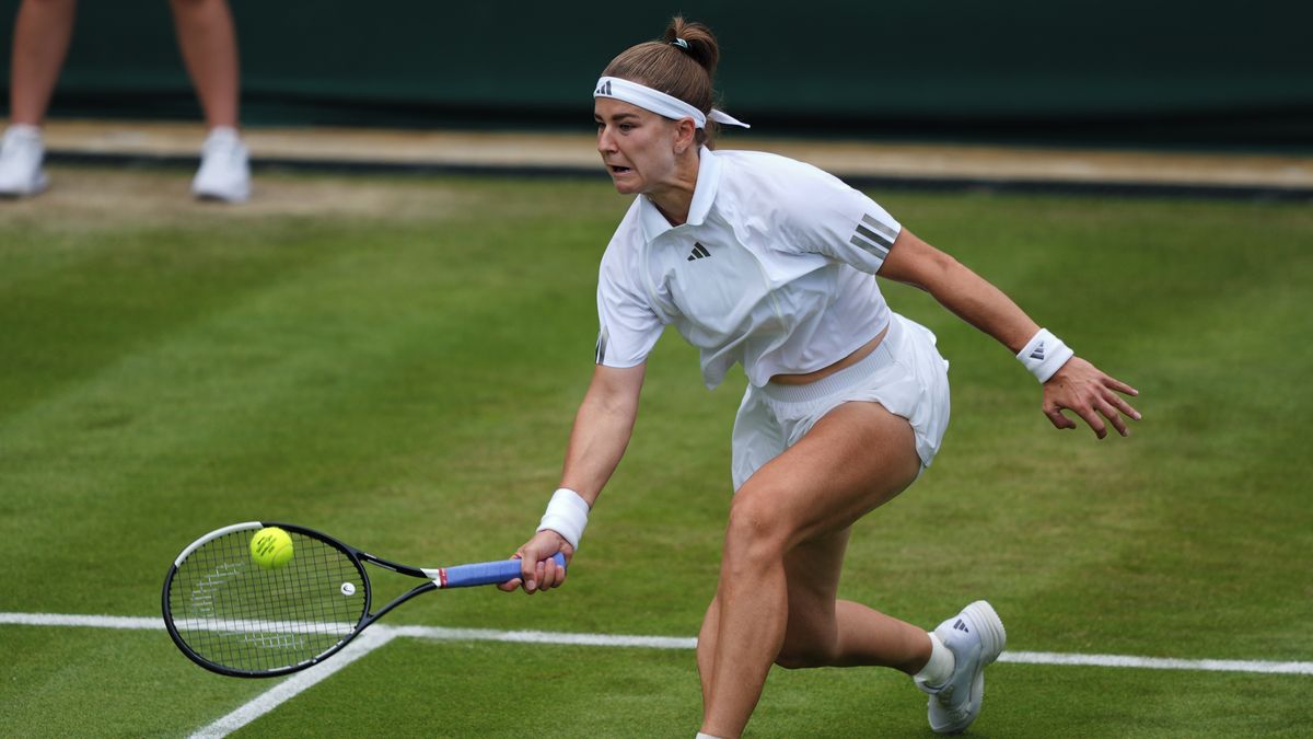 TENIS ONLINE: Muchová plní roli favoritky. První set českého derby vrcholí