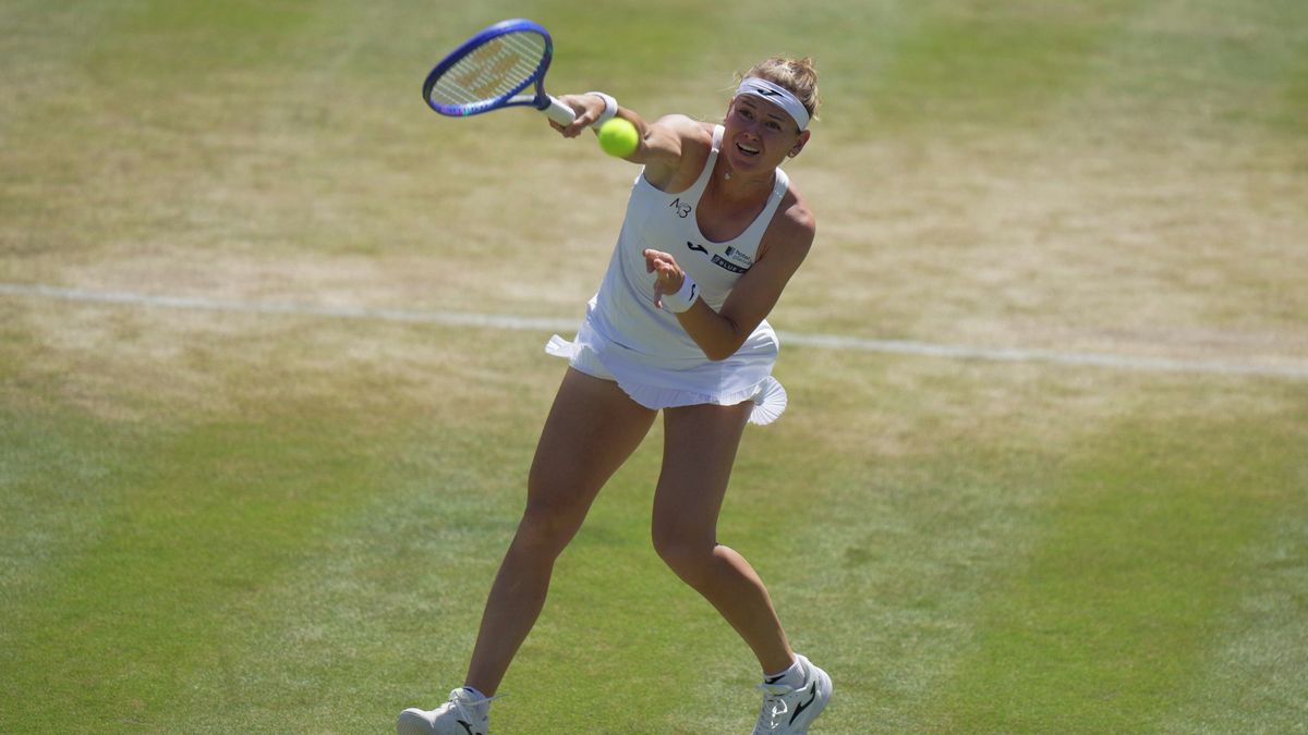 TENIS ONLINE: Bouzková zažehnala první nebezpečí, první set začíná gradovat. Na osmifinále se chystá i Nosková