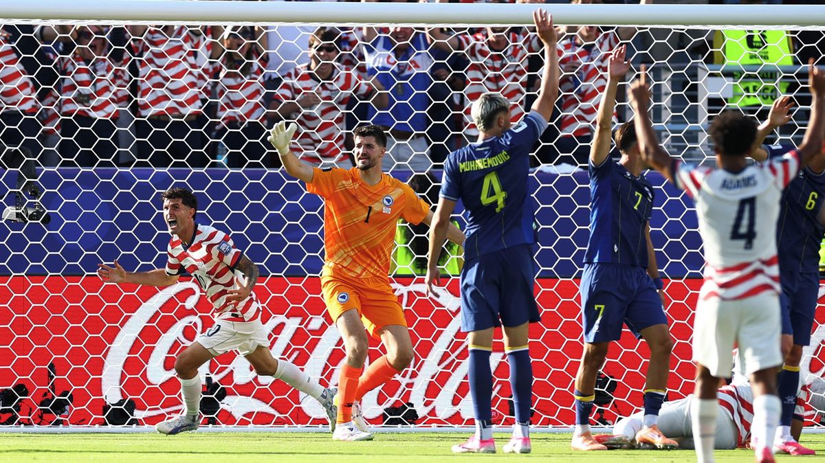 FOTBAL ONLINE: Oslabení Američané zužitkovali trestný kop a Bosna může pomalu balit kufry