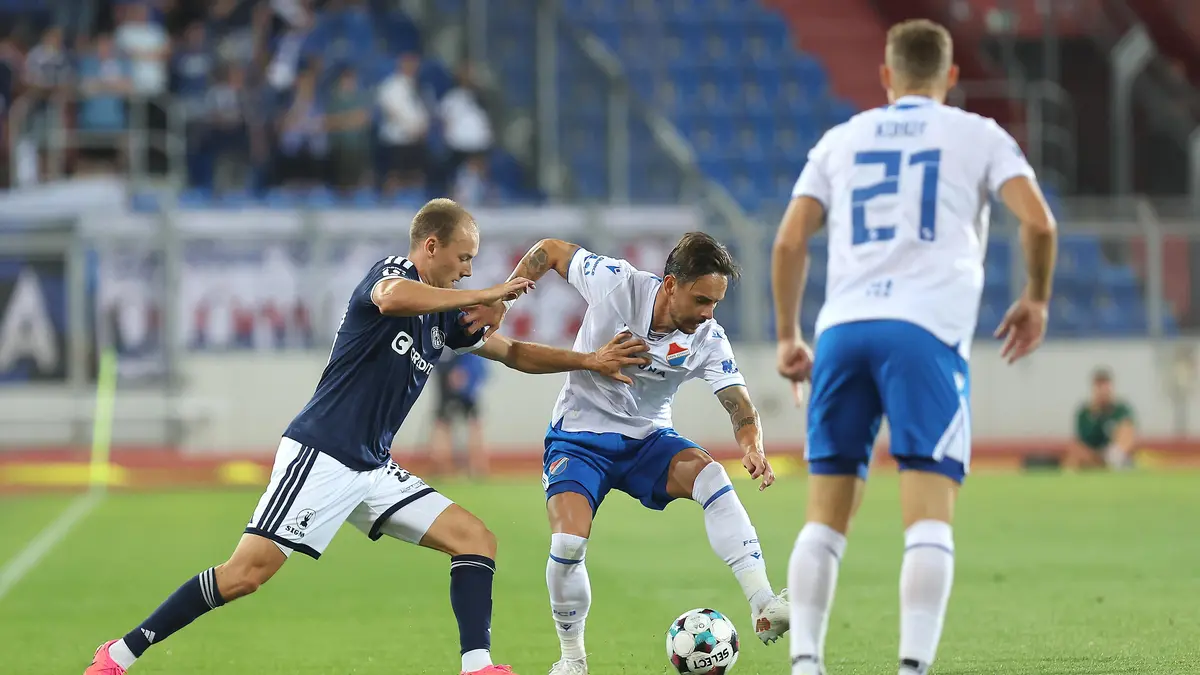 FOTBAL ONLINE: Baník drží skvělý brankář! Zbrojovka slaví, Pardubice se topí v krizi
