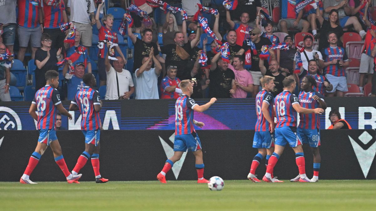 FOTBAL ONLINE: Plzeň udeřila! Sparta dominovala, Pardubice i Slovácko stále čekají na výhru