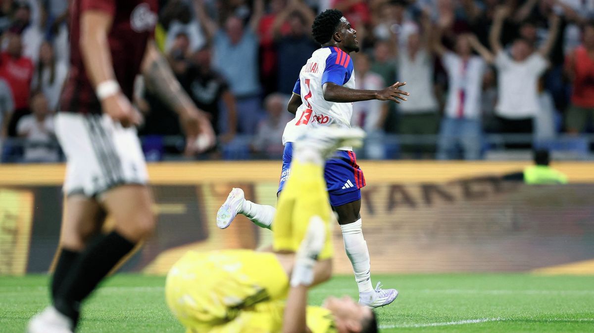 FOTBAL ONLINE: Se Spartou je zle, podruhé inkasuje