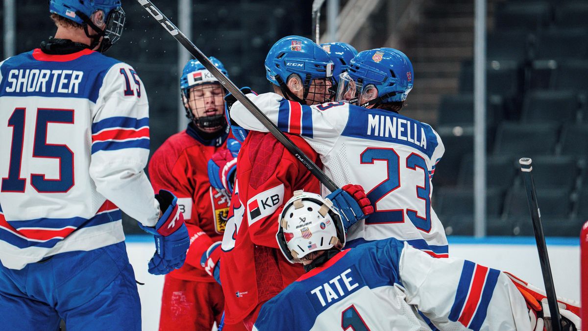 Hrozil debakl, hokejová osmnáctka ale duel s Američany zdramatizovala