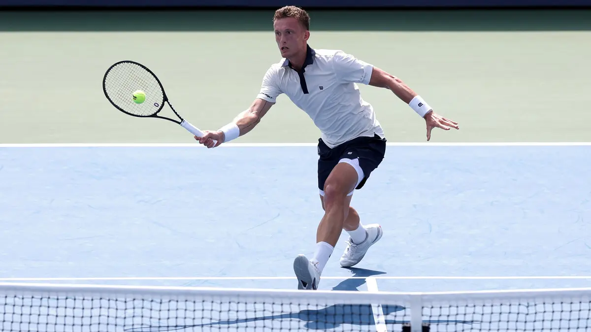 TENIS ONLINE: Lehečka je v akci na US Open. V úvodní sadě potřebuje zabrat