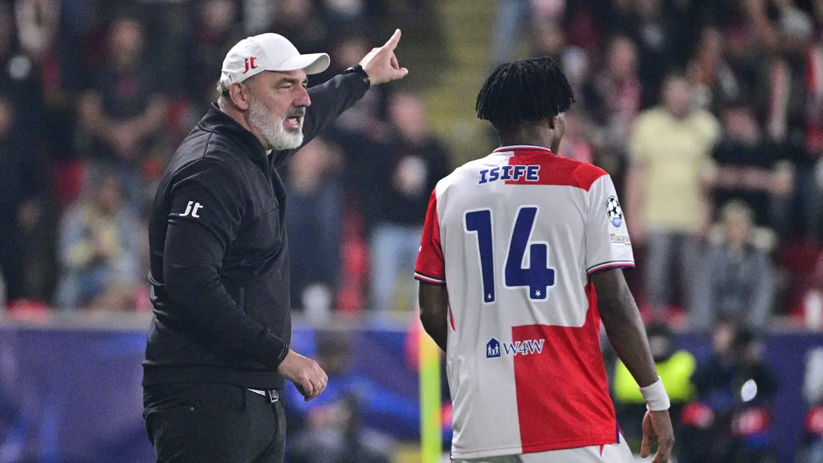 FOTBAL ONLINE: Trefa Slavie neplatí!