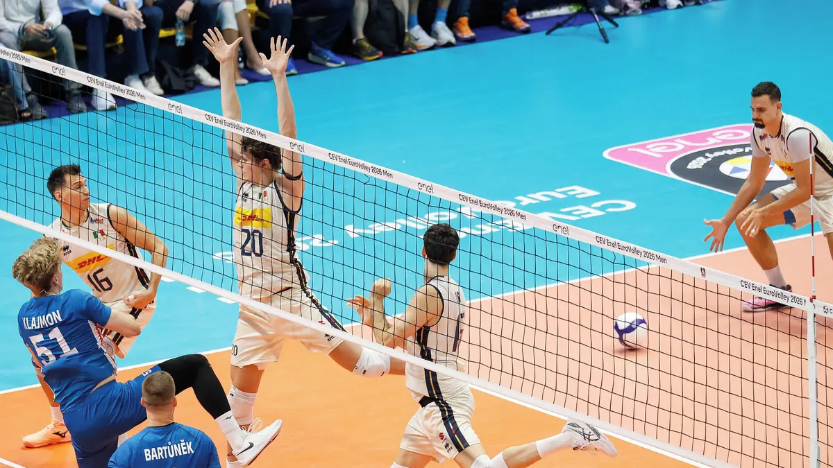 VOLEJBAL ONLINE: Češi se proti mistrům světa rvou o senzaci