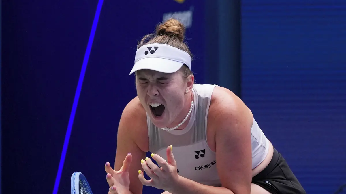 Nosková zlomila tuhý odpor, zahraje si čtvrtfinále proti obhájkyni triumfu