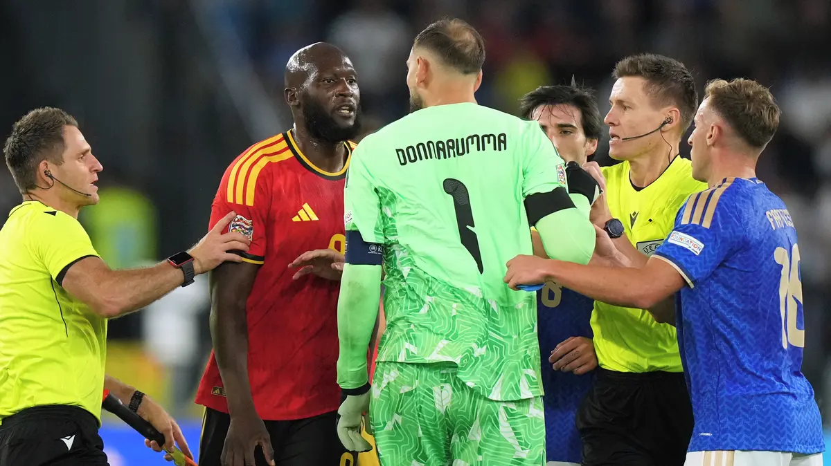 Mlčte, dostali jste na frak! Lukaku v Římě provokoval, Donnarumma vybuchl