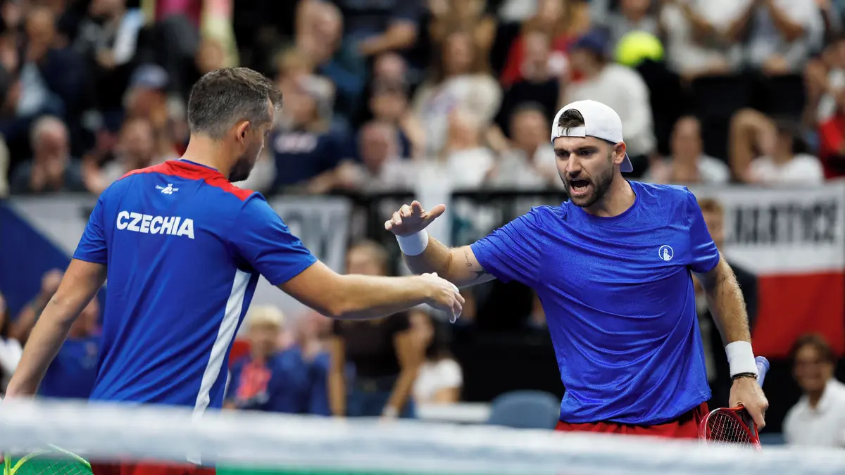 TENIS ONLINE: Češi promarnili další mečbol! Neskutečné drama vrcholí v tie-breaku