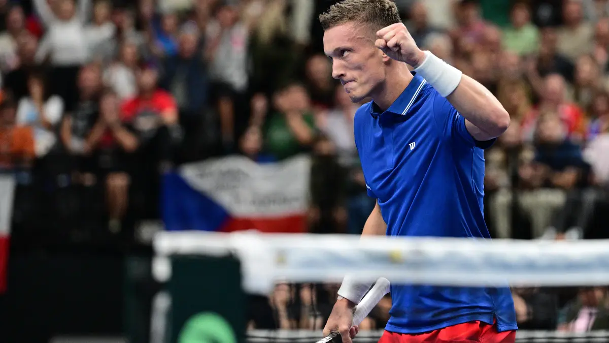 TENIS ONLINE: Excelentní Lehečka! Podává na výhru v utkání. Menšík v prvním zápase vyhořel