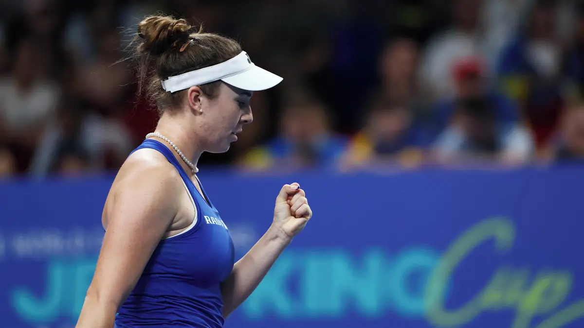 TENIS ONLINE: Česko ve finále BJK Cupu vede, navíc Nosková po úžasném obratu získává první set