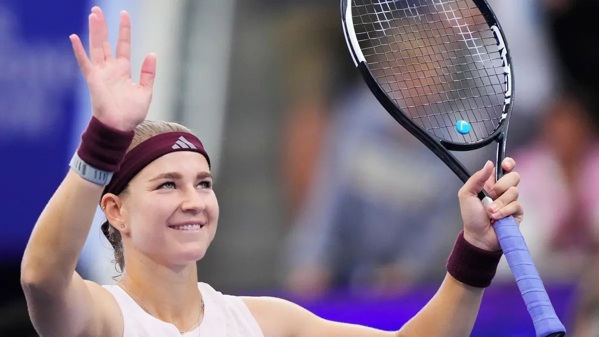 TENIS ONLINE: Muchová soupeřku brutálně smetla! Bartůňková postupuje, Plíšková končí. Chystá se Nosková