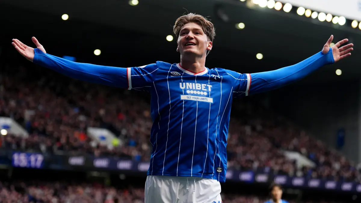 Čerstvý český reprezentant pálí dál! Takového střelce potřebujeme, rozplývá se kouč Rangers