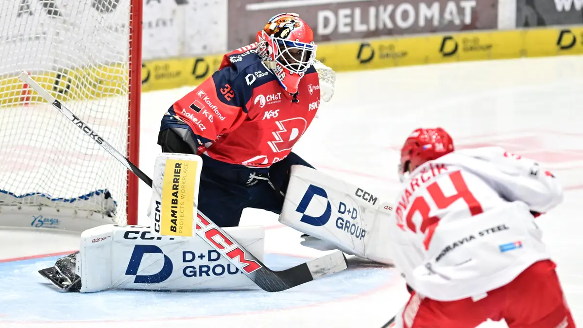HOKEJ ONLINE: V Pardubicích je vyrovnáno, Třinec využil přesilovku. Přestřelka v Budějovicích pokračuje