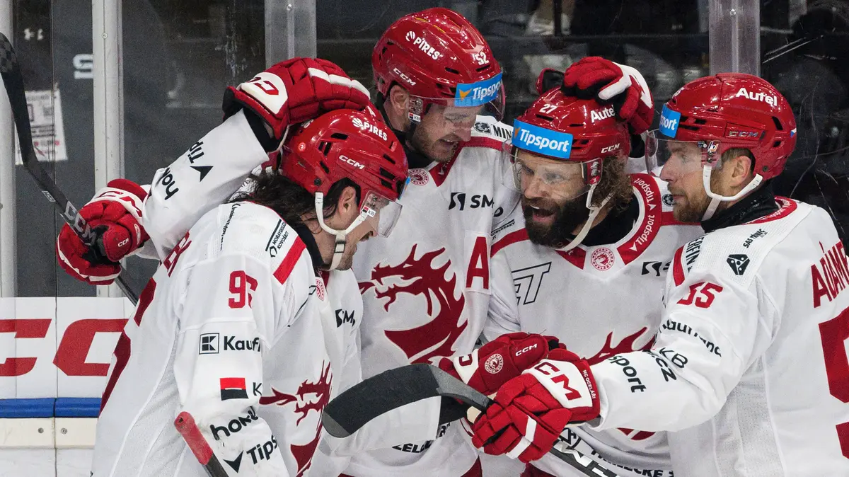HOKEJ ONLINE: Rána pro Spartu, ve šlágru ztrácí! Pardubice rychle udeřily, Kladno znovu vede