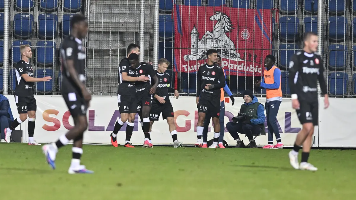 FOTBAL ONLINE: Pardubice přidaly čtvrtý gól! Plzeň nasázela šest gólů, Bohemka končí. Spartu čeká Baník