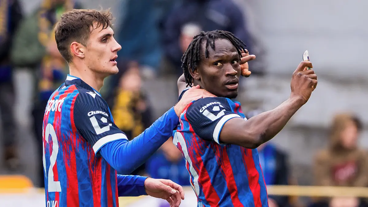 FOTBAL ONLINE: Pardubice otáčí zápas! Plzeň nasázela šest gólů, Bohemka končí. Spartu čeká Baník