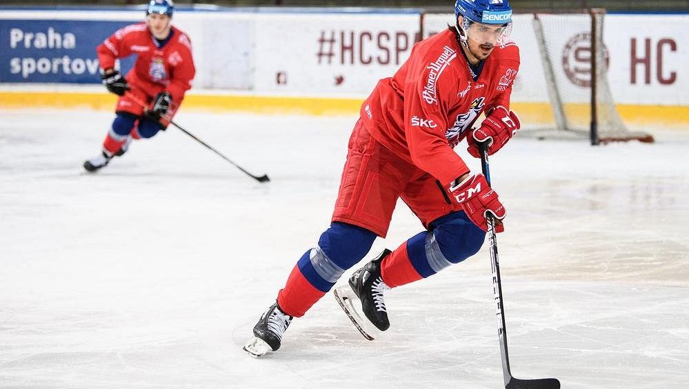 Útočník Matěj Stránský podepsal novou smlouvu s Davosem