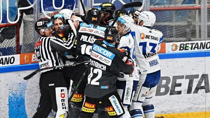 Matematika pro čtvrtfinále: Sparta má jen dvě možnosti, s jistotou ji čeká velký rival