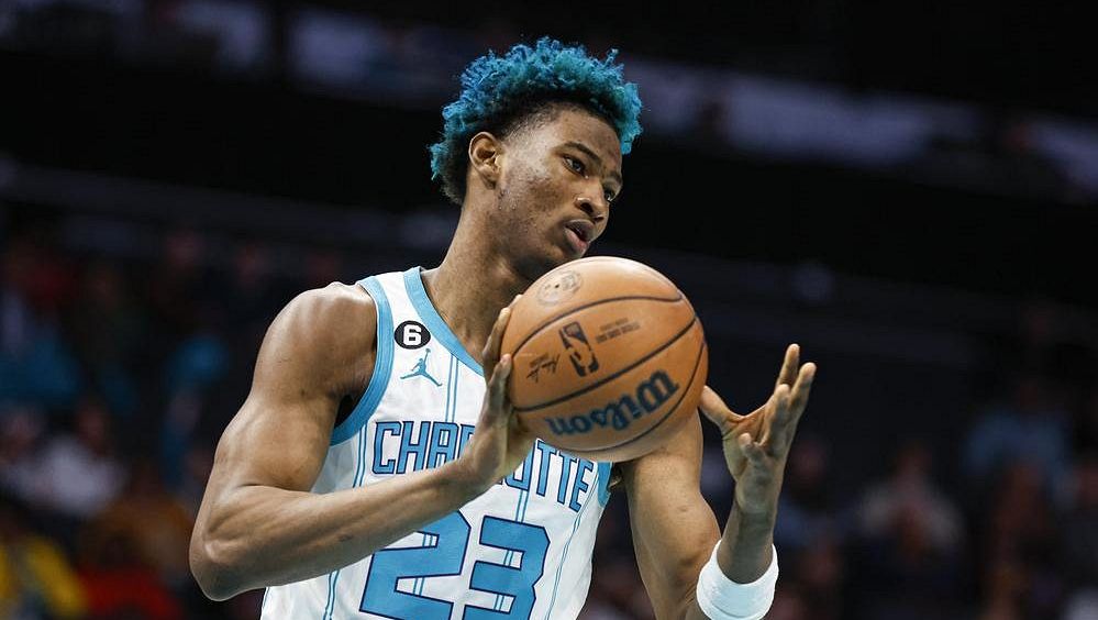 Jordan jedná o prodeji basketbalového klubu Charlotte Hornets