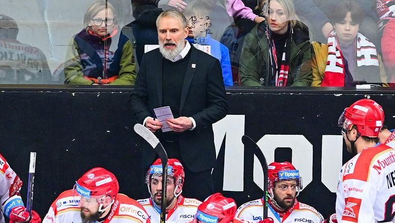 Hrana byla tenká, ale poslední maličkost vyzněla pro nás, říkal hradecký trenér
