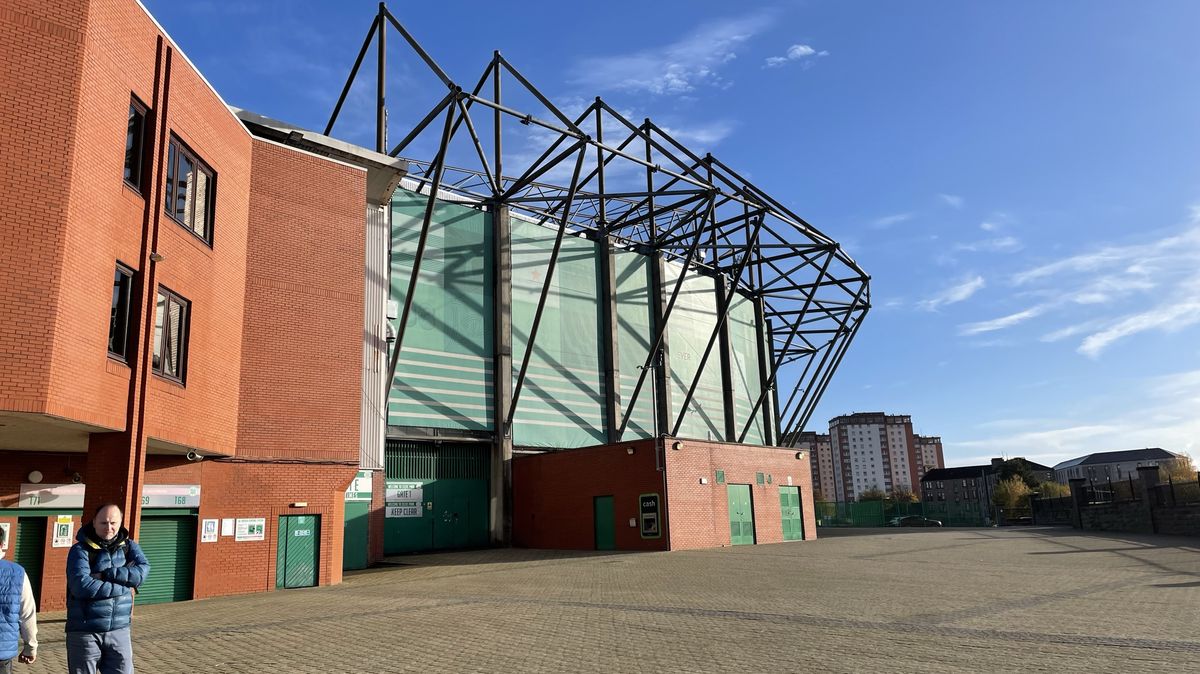 Fotbalový Celtic Glasgow dostal pokutu za politické projevy v hledišti