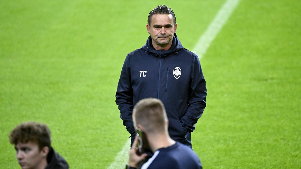 Overmars dostal za sexuální aféru roční zákaz působení v nizozemském fotbale