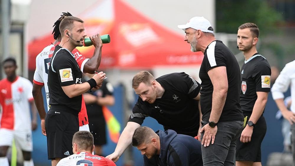 Trpišovský po ztrátě titulu: Mrzí mě derby. Nabídka teď na nikoho není, Jurásek je horké zboží